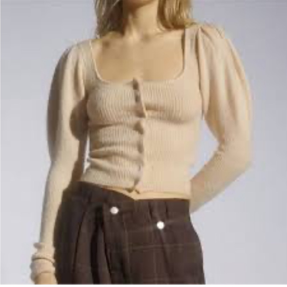 Urban Outfitters Cream Ribbed Button Front Sweater XS Puff Sleeve Soft Girl
